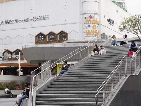 南西心中山商圈儼然成為時下臺北最熱門的逛街勝地之一。(圖片來源：臺北市政府觀光傳播局)
