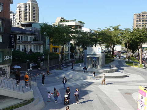 心中山線型公園(圖片來源:臺北市政府觀光傳播局)