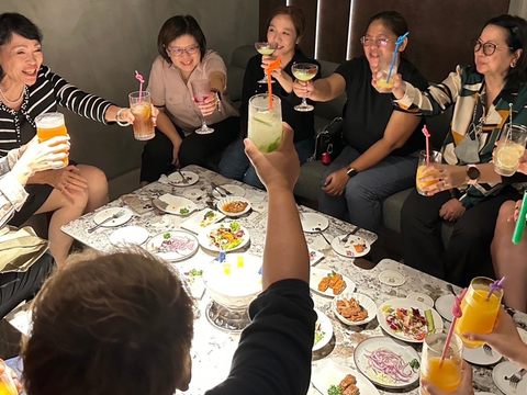 北市府觀傳局江春慧專委與旅行業者分享臺北夜生活(圖片來源：臺北市政府觀光傳播局)