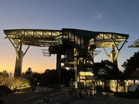 指南宮站光環境(圖片來源：臺北大眾捷運股份有限公司)