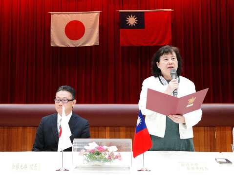 靜修中學蔡英華校長致歡迎詞(圖片來源：臺北市政府教育局)