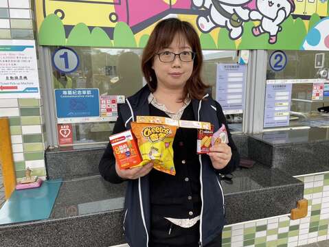 一般遊客現場臨櫃買一日樂FUN券,隨券贈送生日派對小點心1份,數量有限,送完為止(圖片來源:臺北大眾捷運股份有限公司)
