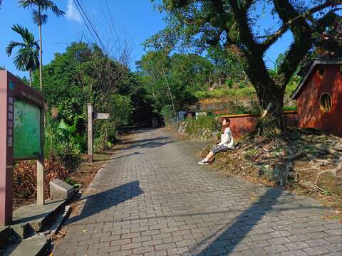 麗山橋口步道入口(圖片來源：臺北市政府工務局大地工程處)