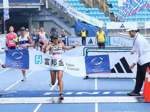 馬拉松女子組國內冠軍陳逸寧(圖片來源:臺北市政府體育局)
