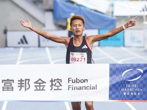 馬拉松男子組國內冠軍蔣介文(圖片來源:臺北市政府體育局)