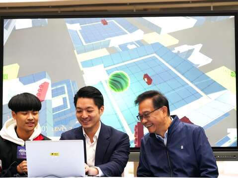 跨域、跨界學習新趨勢！全臺第一座科技軟體技術教學中心啟用囉！(圖片來源：臺北市政府教育局)