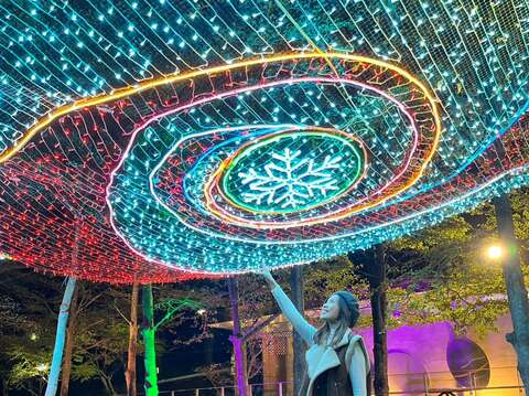 園區獨特造型燈飾-公館聖誕季(圖片來源：臺北自來水事業處)