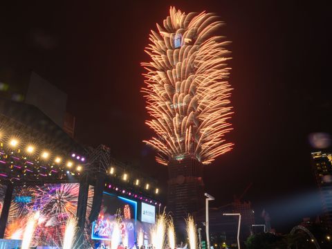 台北101煙火點亮臺北夜空(圖片來源：台北市政府觀光傳播局)