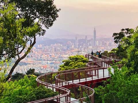 碧山露營場空中廊道(圖片來源：臺北市政府工務局大地工程處)