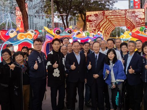 北市觀傳局攜手宮廟商圈打造繽紛熱鬧的台北燈節(圖片來源：臺北市政府觀光傳播局)