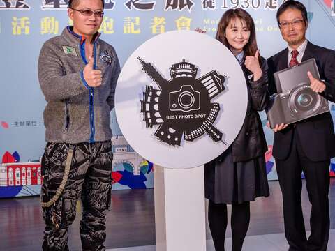 「照」著走!觀光傳播局推廣最佳攝影點 邀請民眾20日起一起拍照 集點喝咖啡、換月曆