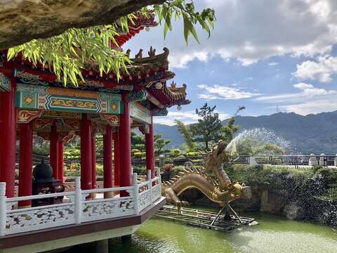 迎仙亭金龍噴泉(圖片來源：臺北市政府工務局大地工程處)