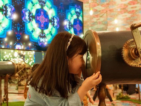 臺北市立美術館兒童藝術教育中心讓孩子透過有趣的互動體驗培養美感。（圖／臺北市立美術館）