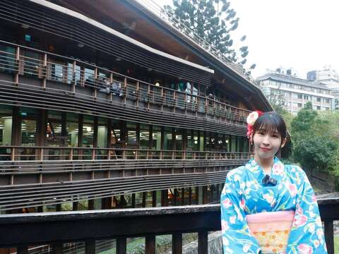 踩點臺灣首座綠建築圖書館──北投圖書館(圖片來源：臺北市政府工務局公園路燈工程管理處)