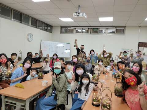 每年秒殺的手作課程(圖片來源：臺北市政府工務局公園路燈工程管理處)