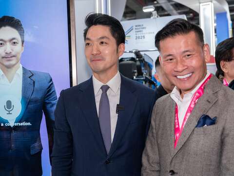 Chairman Tai Hsi-chin＆Chairman Tai Hsi-chin