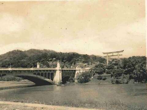 明治橋（由黃榮輝提供）(圖片來源：臺北市立圖書館)