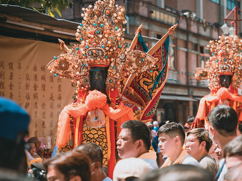 台北霞海城隍廟遶境活動，祈求合境平安。（圖／台北稻江靈安社）