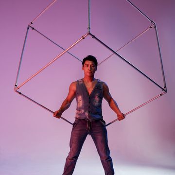 「小冰綜藝表演秀」將以高難度的雜技表演為「星光週末夜」揭開序幕。(圖片來源:臺北市政府觀光傳播局)