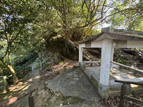 沿途涼亭是環教宣導站點之一(圖片來源：臺北市政府工務局大地工程處)
