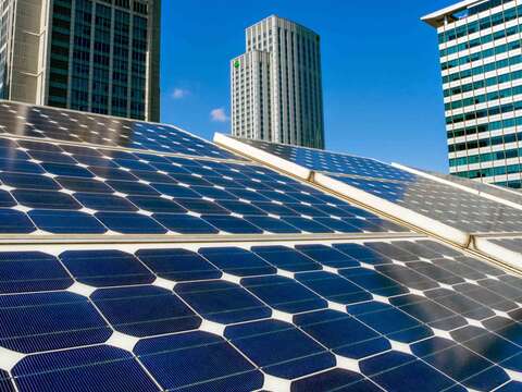 First solar-powered generator