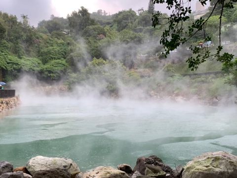 觀傳局對韓國旅客推秋冬季節到北投泡湯(圖片來源：臺北市商業處)