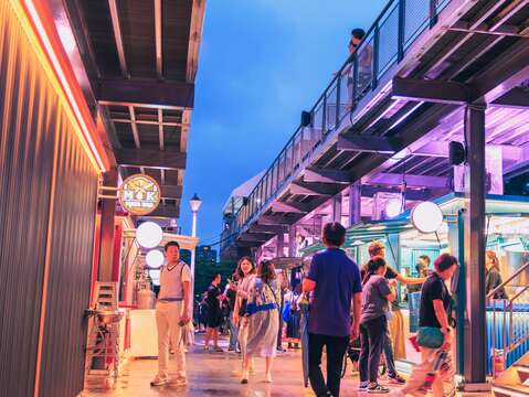 Guandu Wharf Container Market opened on May 21st