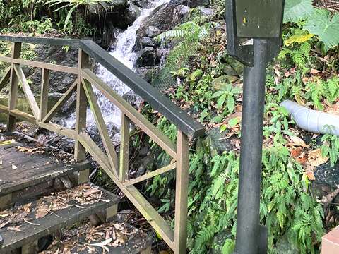 溪山百年古圳擁有優美自然的水路加上群山環繞的步道,值得探訪(圖片來源:臺北市政府工務局大地工程處)