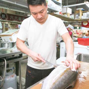 市場職人為市民把關,吃出美味也吃得到健康。(圖/台北市市場處提供)