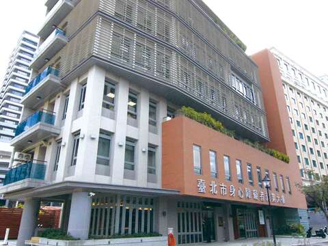 台北社企大樓是亞洲第一座無障礙高科技大樓。（圖／台北社企大樓提供）