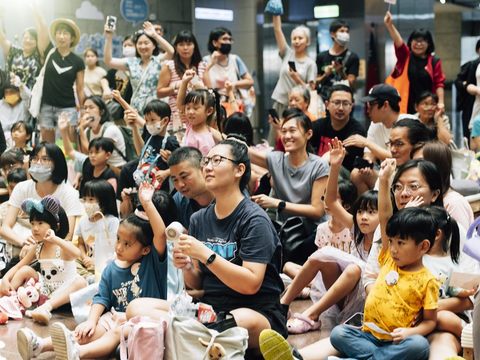 熊讚生日派對吸引許多親子家庭及熊粉參與，現場座無虛席，大家開心為熊讚慶生。(圖片來源：臺北市政府觀光傳播局)