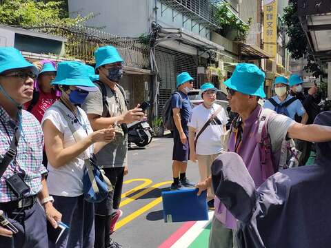 臺北市立文獻館「史蹟趴趴GO」已經培養出一群死忠的文史愛好支持者(圖片來源：臺北市立文獻館)