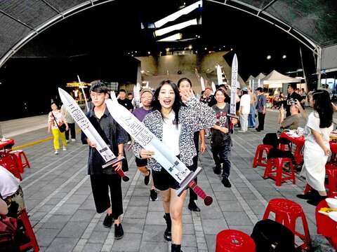 歷屆臺北音樂不斷電入選樂團齊聚入場(圖片來源：臺北市政府文化局)