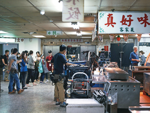 《露西》(2014)工作照,攝於大稻埕永樂市場。