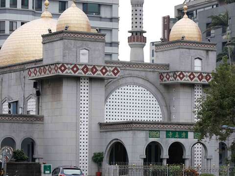 新生南路上的台北清真寺，是穆斯林的信仰中心。（楊智仁攝）