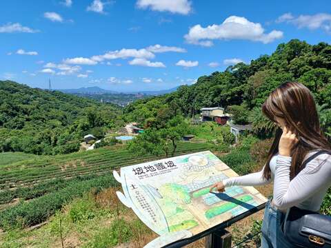 貓空水土保持園區導覽牌園區介紹(圖片來源：臺北市政府工務局大地工程處)