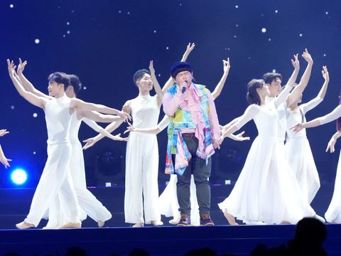 國語、臺語、客語、原住民語歌王歌后,包括黃妃、林育羣、湯運煥、紀曉君、翁立友等同台獻藝,演出「橫跨族群 唱響未來」節目。(三)(圖片來源:臺北市政府觀光傳播局)