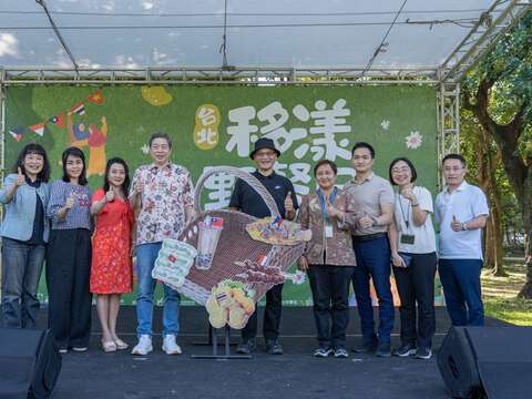 啟動儀式合照(圖片來源:臺北市政府勞動局)