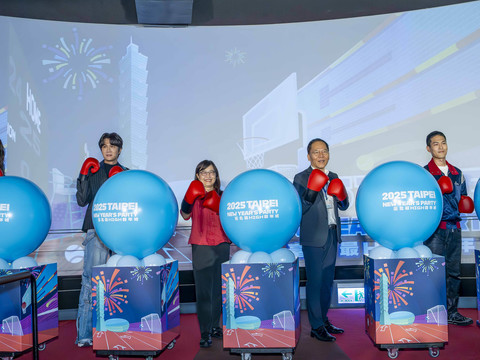臺北跨年 10月21日公開首波超強演出陣容,除宇宙人親臨現場外,更公布跨年將獨家邀請實力派韓國女團Apink、超強男團Energy,以及人氣樂團TRASH與怕胖團獨家同台合作。(圖片來源:臺北市政府觀光傳播局)