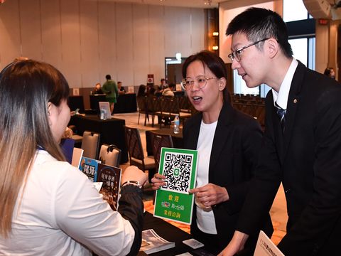 鼓勵送客方案說明會現場邀請飯店業者與旅行業者交流，期盼一同帶動觀光效益。(圖片來源：臺北市政府觀光傳播局)