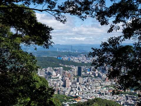 臺北大縱走第一段-下青礐步道(圖片來源：臺北市政府工務局大地工程處)