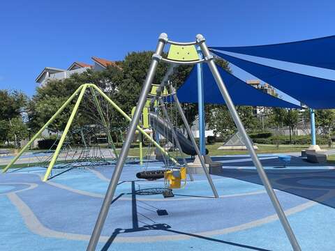 迪化休閒運動公園共融式遊戲場(圖片來源：臺北市政府工務局衛生下水道工程處)