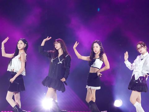 韓國女團Apink獨家帶來多首熱門曲目，全場尖叫聲不斷。(圖片來源：臺北市政府觀光傳播局)