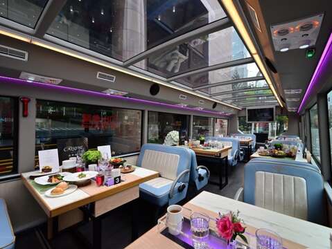 臺北市雙層餐車(圖片來源：臺北市政府觀光傳播局)