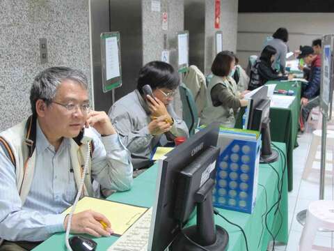 土壤液化工作站提供民眾諮詢服務。(圖/中央社提供)