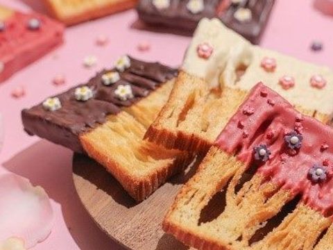 晶華酒店特別推出「糖烤千層吐司」，可以至「晶華美食到你家」網站進行購買。(圖片來源：臺北市政府觀光傳播局)
