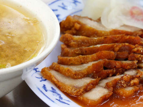 正港美食在台北，來舊城區呷好料！  1/20回答北巿府LINE ON AIR問答，好書等你拿！