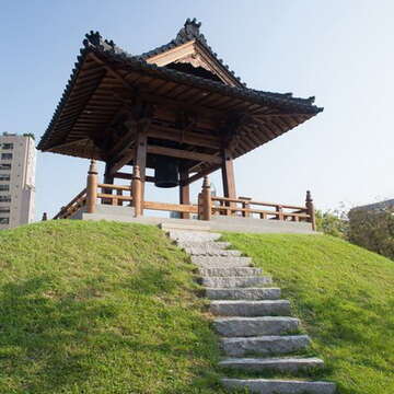 照片2 西本願寺廣場-鐘樓成為西門鬧區最新地標