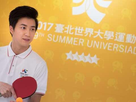 江宏傑特別抽空飛回臺北參加今日臺北燈節開幕式