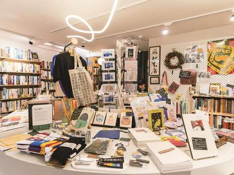 Nowhere Bookstore